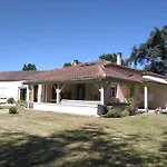 Magnifique A La Campagne Avec Piscine