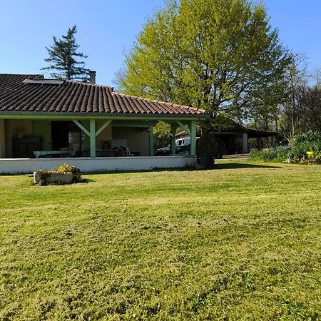 Magnifique A La Campagne Avec Piscine Villa