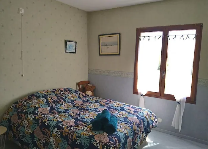 Magnifique A La Campagne Avec Piscine Βίλα *